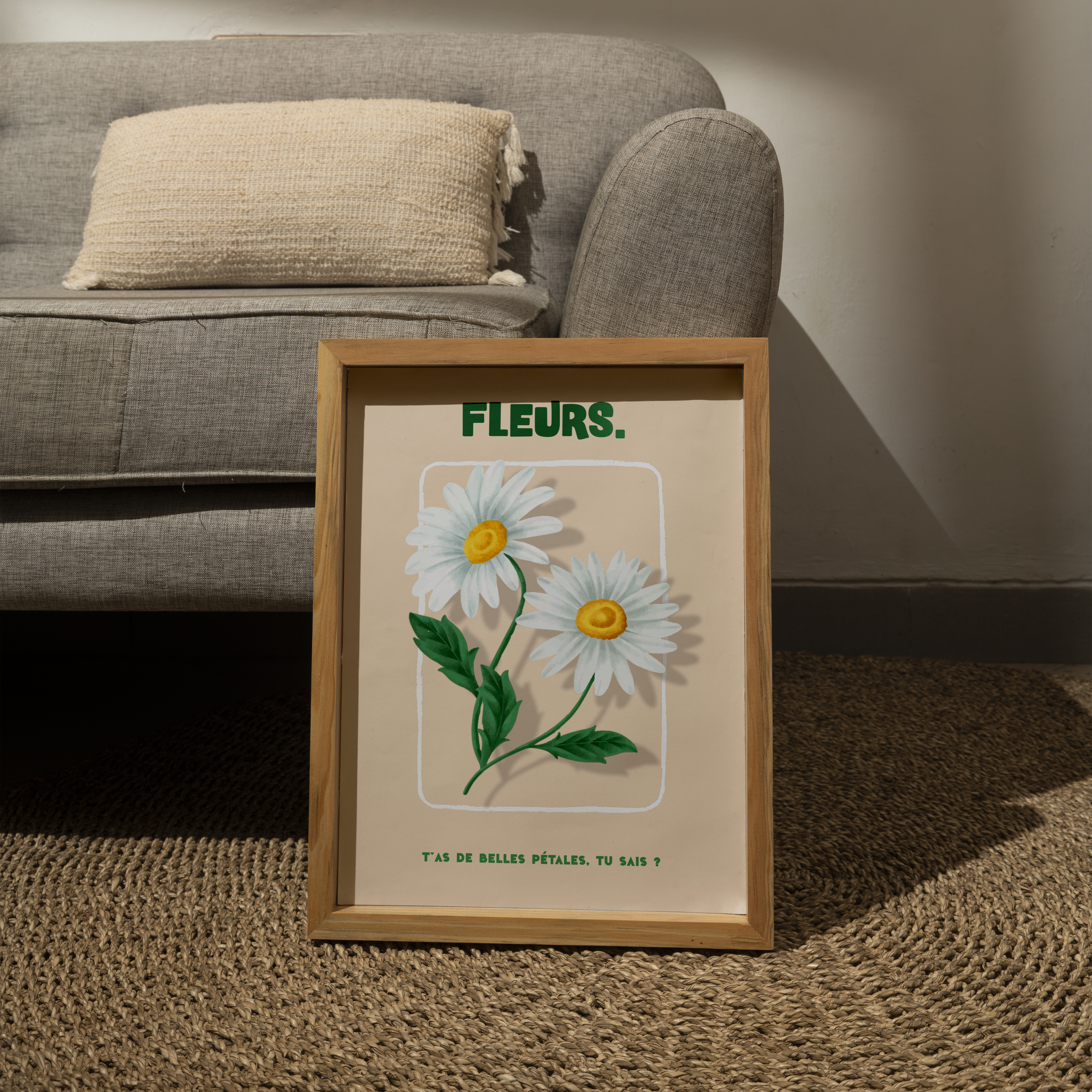 Affiche décorative de deux marguerites blanches sur fond beige avec encadrement bois, illustration florale vintage accompagnée du message humoristique "T'as de belles pétales, tu sais ?", idéale pour la décoration murale d’intérieur, style naturel et poétique.